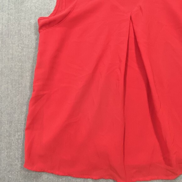 Monteau Red Sleeveless V-Neck Top Blouse Crisscross Back Detail Womens Size M - Picture 8 of 10